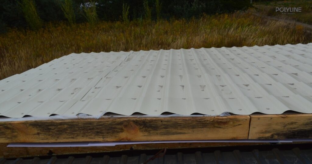 หลังคาไวนิลหรือ uPVC